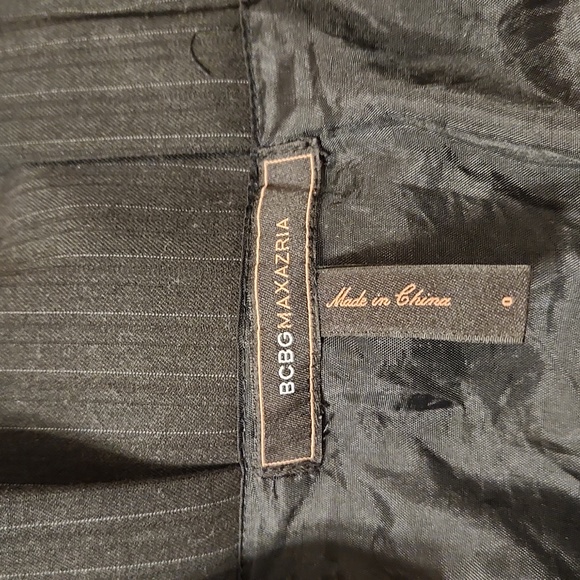 BCBGMaxAzria skirt with faint pinstripes - Picture 2 of 2